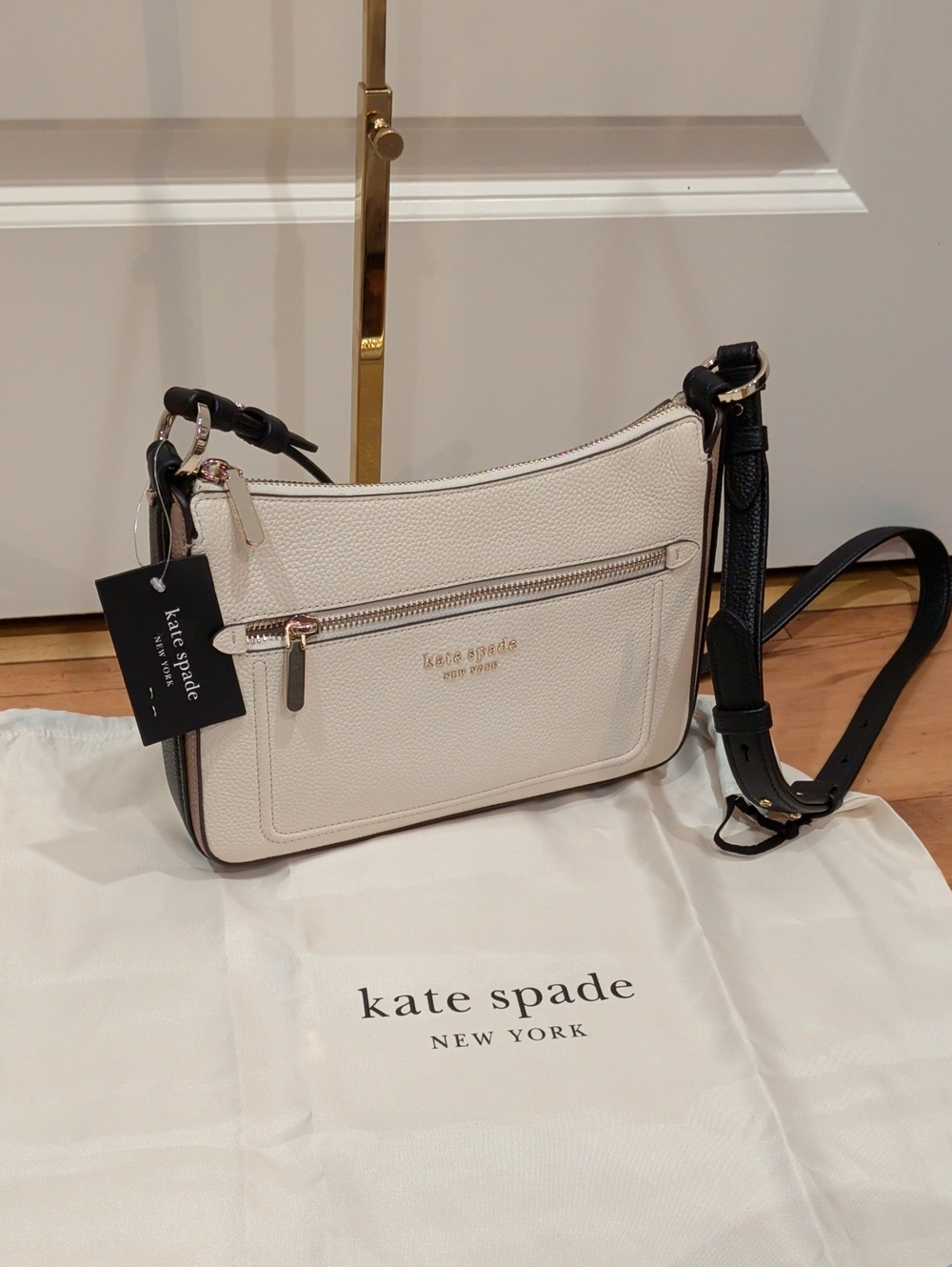 kate spade Hudson Colorblock Pebbled Leather Crossbody Cream Black Tan Dustbag